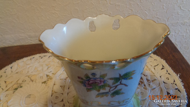 Herend oval vase, with Victorian decor, 12 cm,