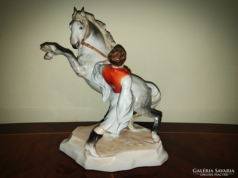 Immaculate Herend foal horse figure