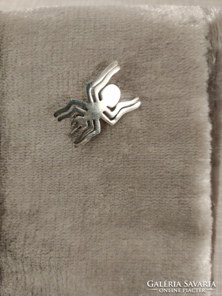 Nazca Peru Spider silver plate badge