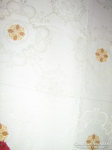 Dreamy special hand-embroidered baroque floral silk tablecloth with lacy edges