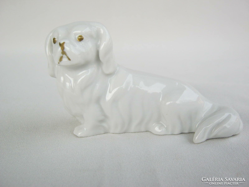 Drasche porcelain basement dog