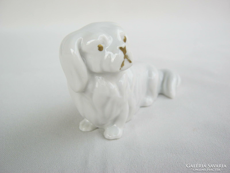 Drasche porcelain basement dog