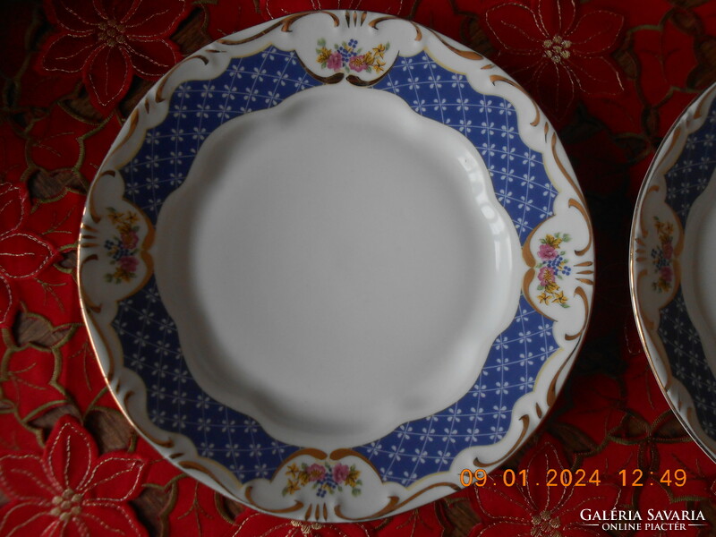 Zsolnay Marie Antoinette flat plate