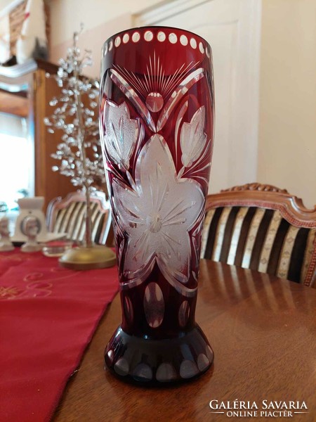 Bordó csiszolt kristály üveg váza