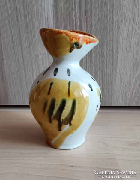 Ceramic vase in the form of a bird with a Vígh year mark