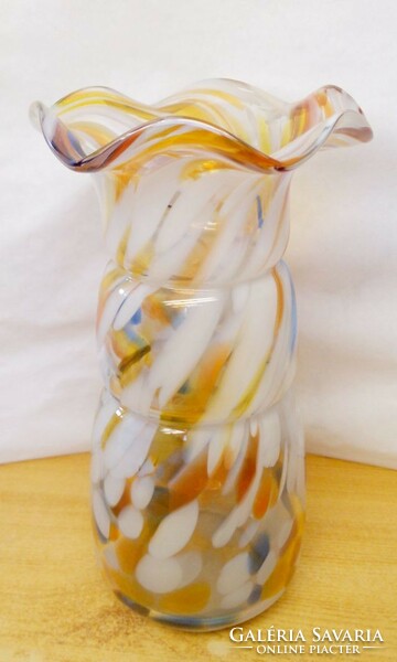 Murano splatter art glass vase with frilled mouth, 1930-1940s, a rarity for your display case