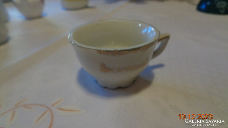 Canadian mini porcelain cup