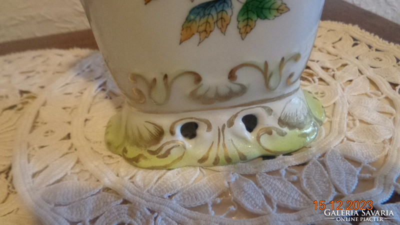 Herend oval vase, with Victorian decor, 12 cm,