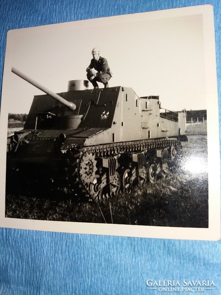 Antique ii vh photo rare panzer hunter sherman on m4 chassis archival original photo 9 x 9 cm according to the pictures