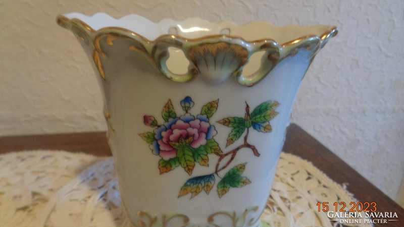 Herend oval vase, with Victorian decor, 12 cm,
