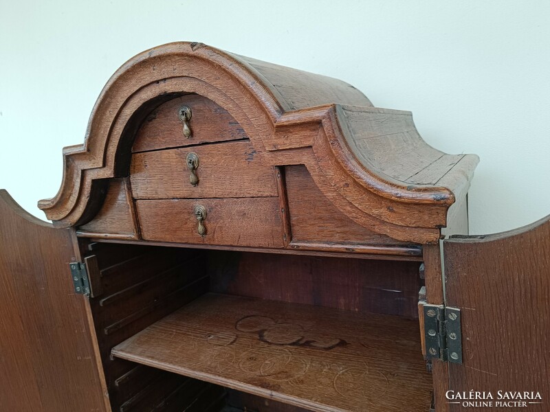 Antik barokk bútor kabinetszekrény póklábas kabinet szekrény starožitný nábytok 8380