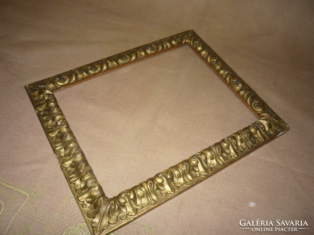 Antique gilded patterned picture frame 2302 07