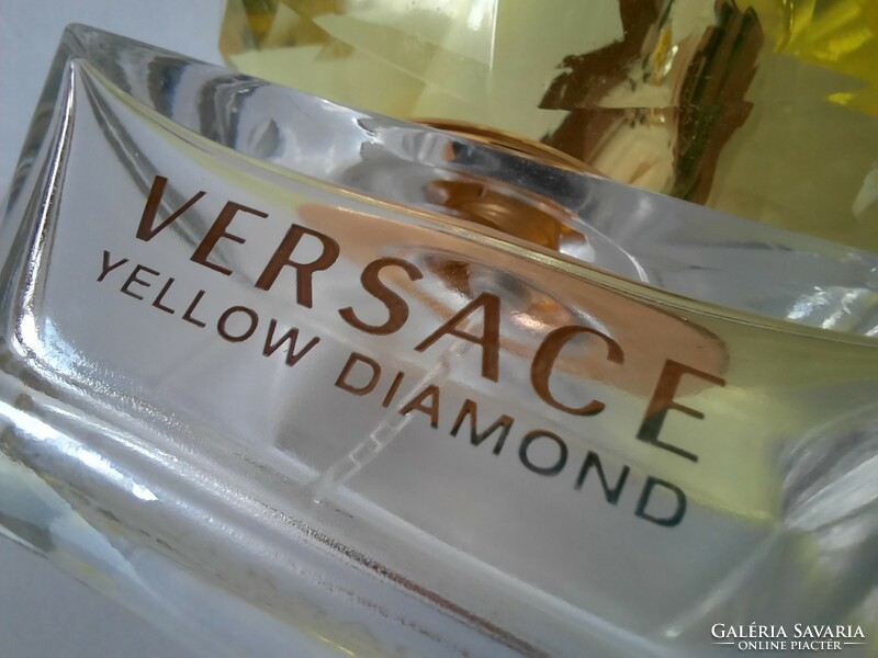 Versace yellow diamond 50 ml bottle empty!