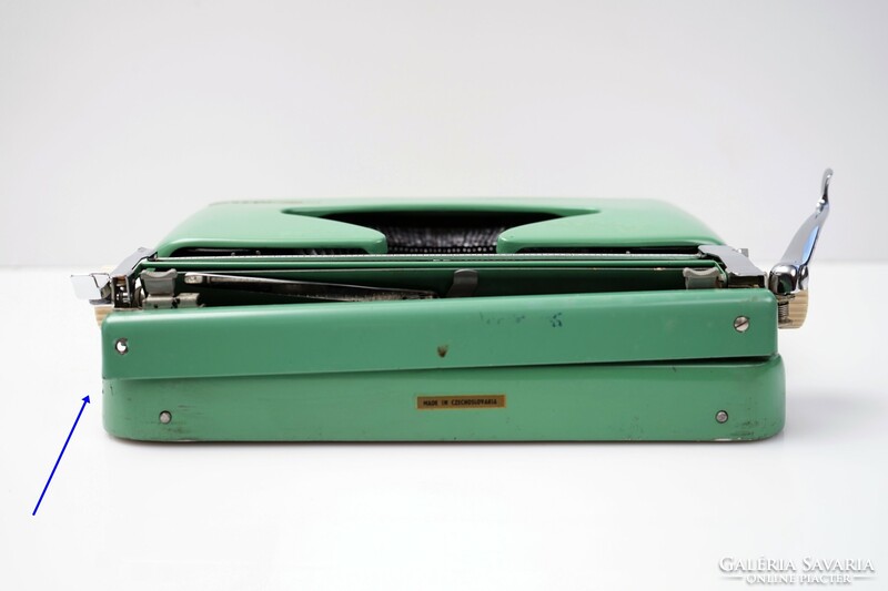 Mid century Czech typewriter / z 1531 / old / retro / metal / with instructions