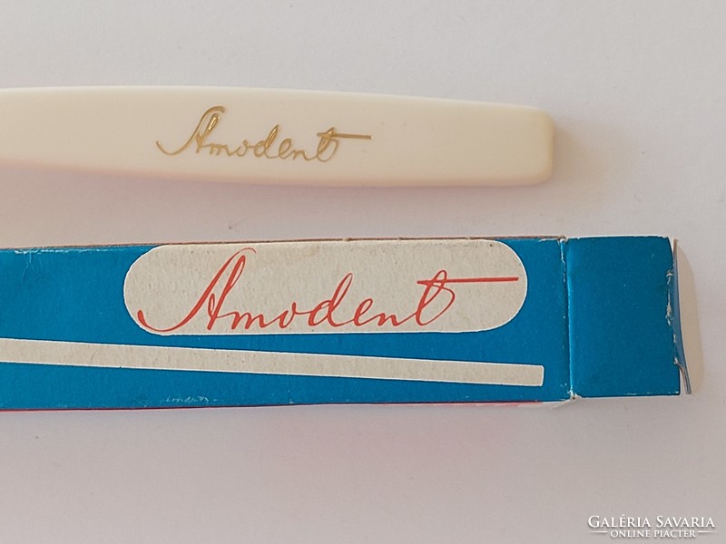 Retro Amondent reklámtárgy régi fogkefe dobozában