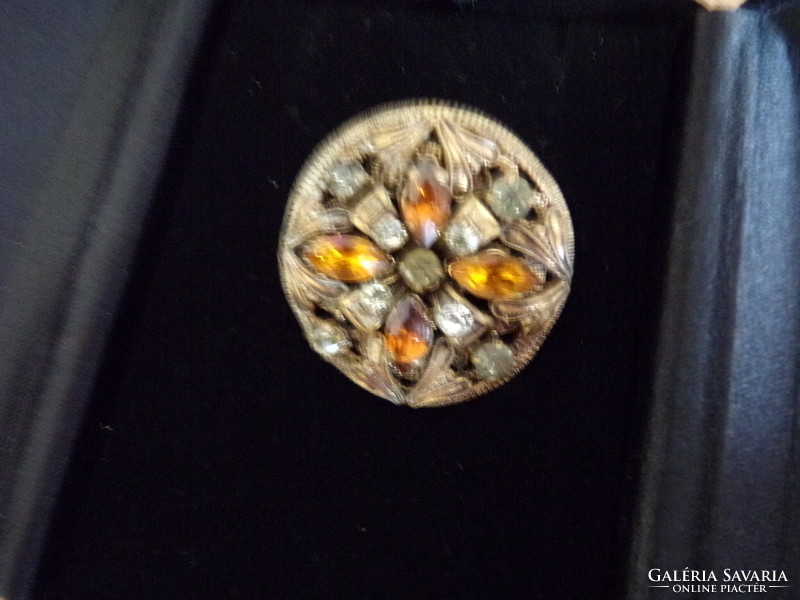 Gilded stone brooch