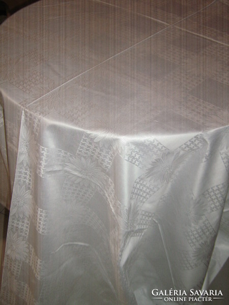 Beautiful, elegant, snow-white floral damask tablecloth, new