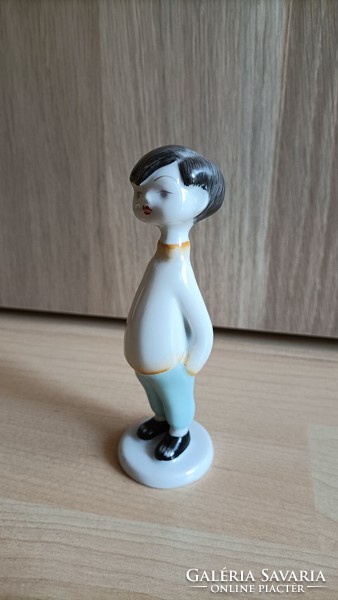 Retro Hollóházi Káldor Aurél tervezte porcelán fiú figura 2