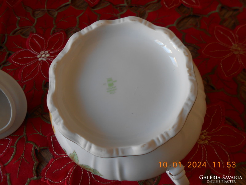 Zsolnay yellow rose patterned sugar bowl, large size