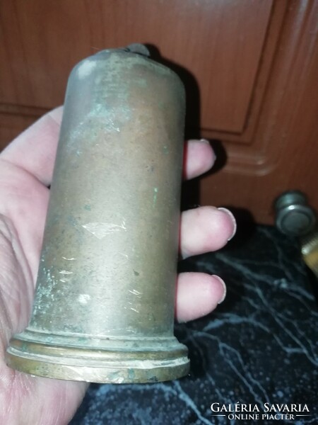 Antique table lighter is in the condition shown in the pictures