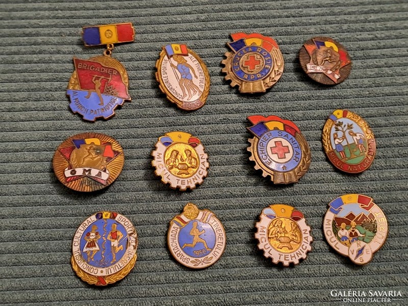 Romanian badges