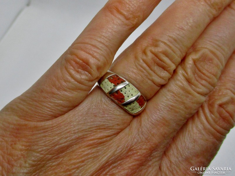 Nice small hand-crafted enamel silver ring