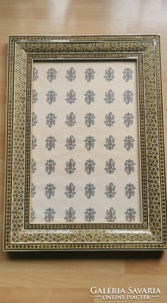 Beautiful Arabic motif photo frame + picture