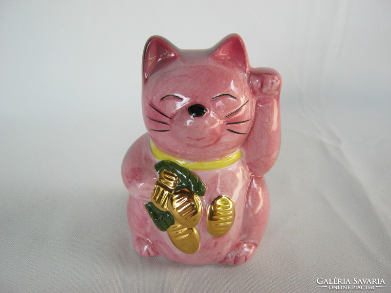 Ceramic waving kitty cat