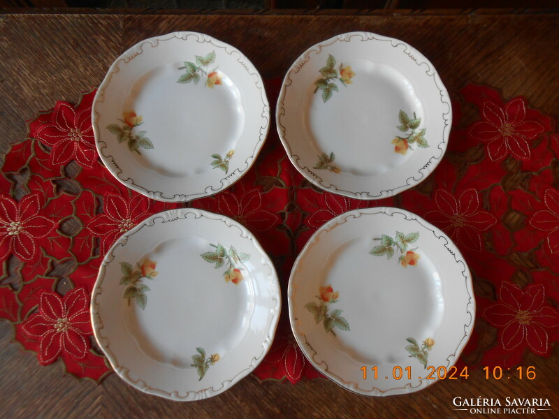 Zsolnay yellow rose pattern cookie plate i