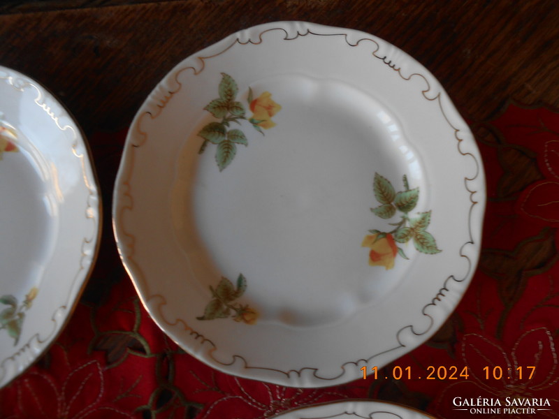 Zsolnay yellow rose pattern cookie plate i