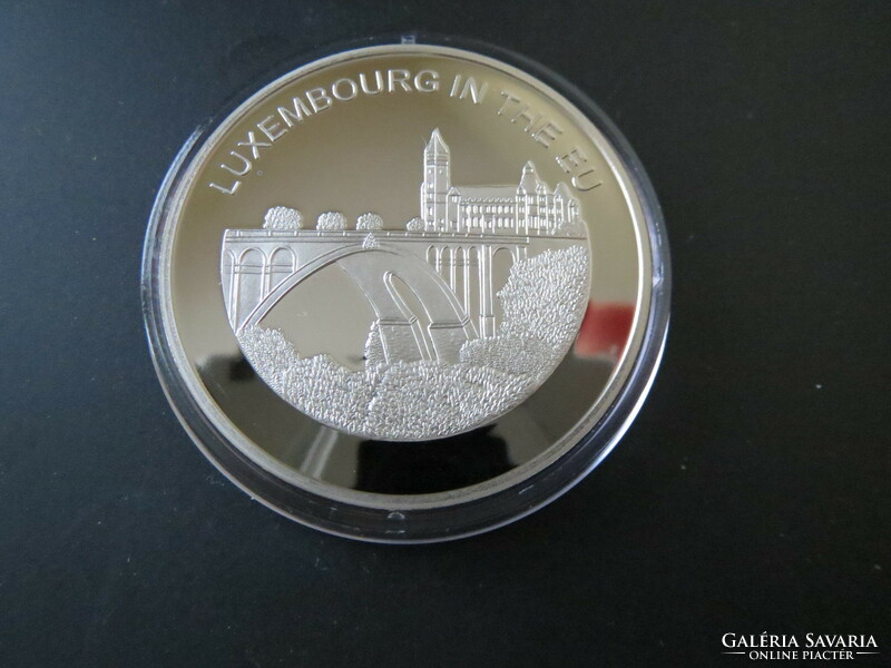 Egyesült Európa emlékérme sorozat 100 líra Luxemburg 2004