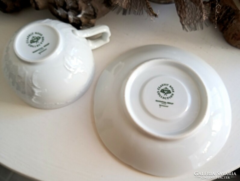 Rosenthal Sansoucci dombormintás fehér porcelán csésze 9x5cm