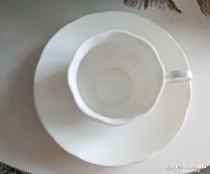 Angol porcelán hosszúkávés hófehér csésze