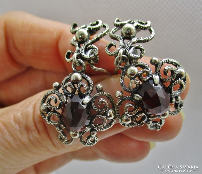 Beautiful handcrafted antique silver earrings with fiery almandine garnets