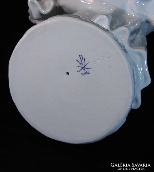 Fishmonger's bucket - white Herend porcelain 27 cm - 1956 s'