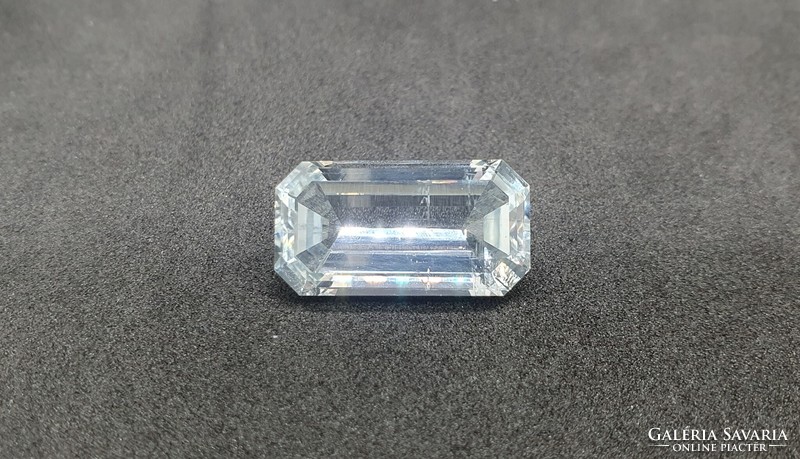 Huge aquamarine 13 carats. With certification.