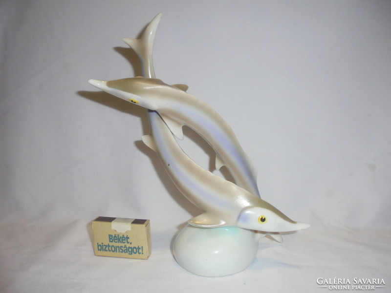 Old Raven House fish figurine, nipp - 23 cm