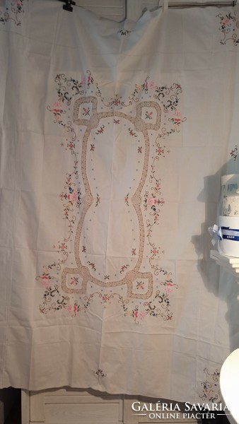 160X120 embroidered + lace tablecloth.