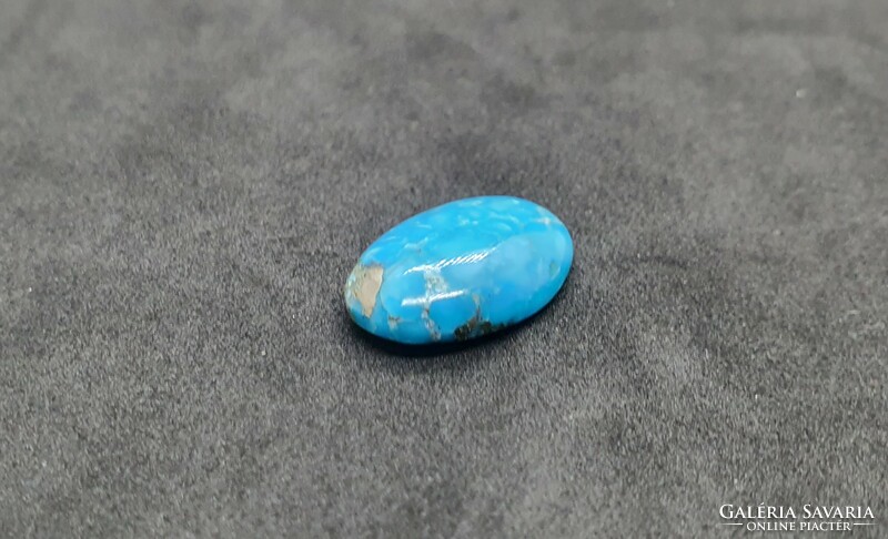 Iranian turquoise 10.8 Carats. With certification.