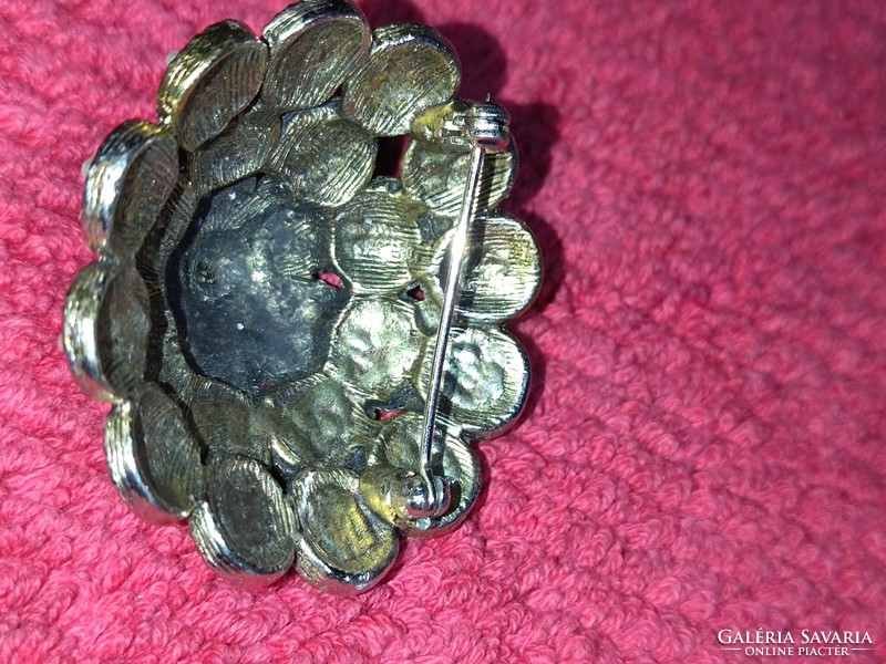 Gyönyörű Vintage régi retró női kitűző pin bross réz cirkoniákkal gyöngyökkel 1960as évekből