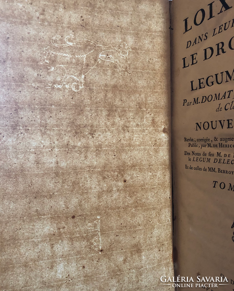 Antique French law book from the 18th century - first volume