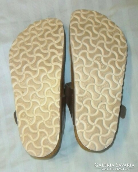 Birkenstock gizeh toe-marking slippers, original birkenstock insole size 36.