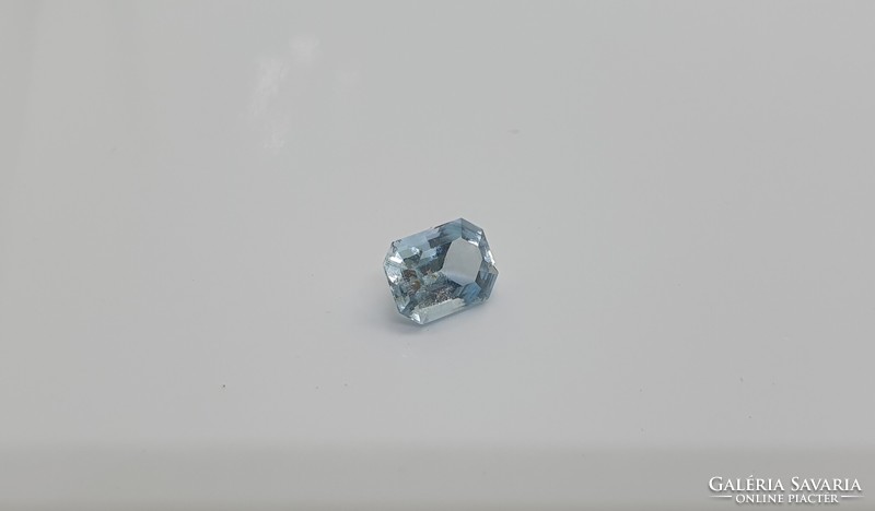 Beautiful aquamarine 1.13 carats. With certification.