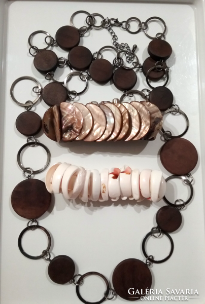 2 shell bracelets and a special necklace