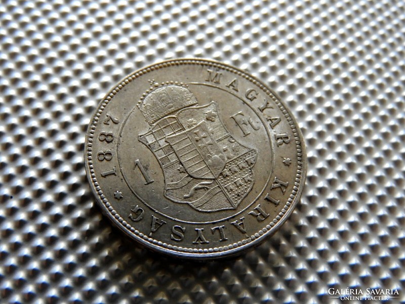 1887 KB Körmöcbánya ezüst 1 Ft forint KAPSZULÁBAN . Peremirat olvasható: FJ felül (14JM414)