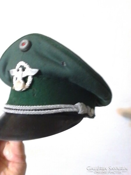 Wartime German plate cap