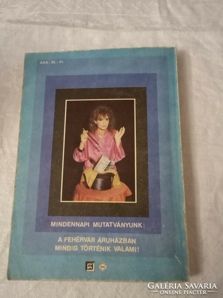 Women's magazine yearbook 1987