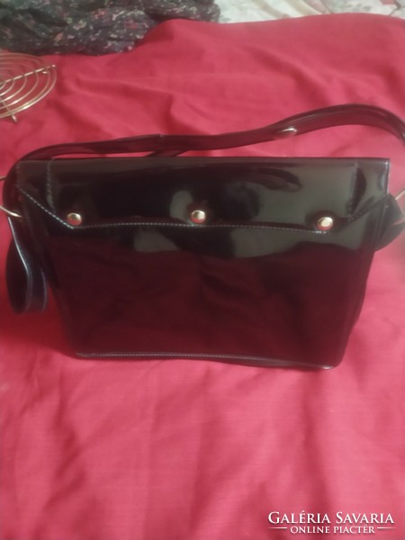 Vintage black patent leather women's bag