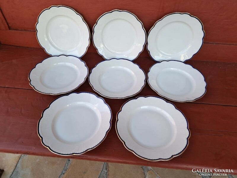 Beautiful Zsolnay rare beaded flat plates plate kitchen