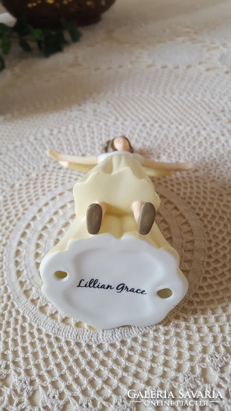 Lillian Grace "Nagymama és unokája"kerámia figura